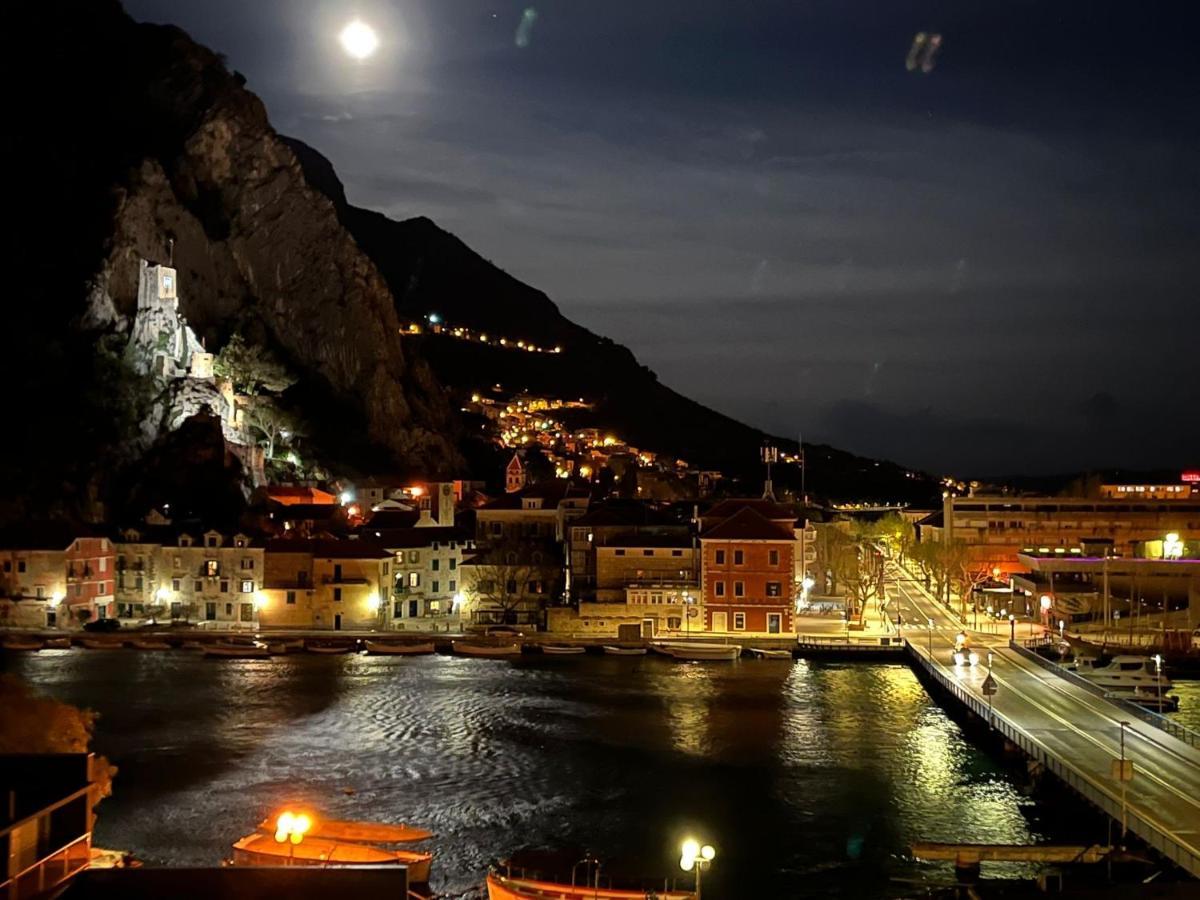 Penthouse Maremonte Lägenhet Omiš Exteriör bild