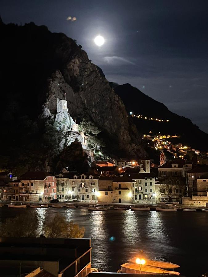 Penthouse Maremonte Lägenhet Omiš Exteriör bild